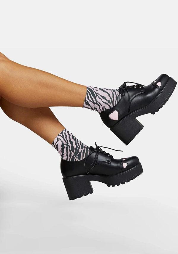 Tennin Heart Platform Shoes with Pink Heart Detailing