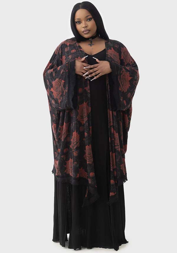 Blood Rose Patterned Kimono for Fashionable Wear