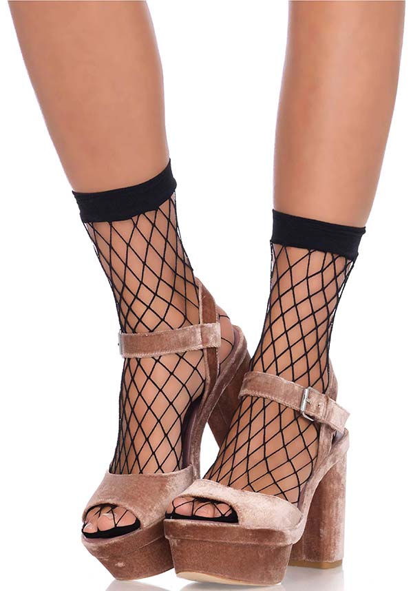 Leg Avenue's Striking Black Diamond Net Patterned Ankle Socks