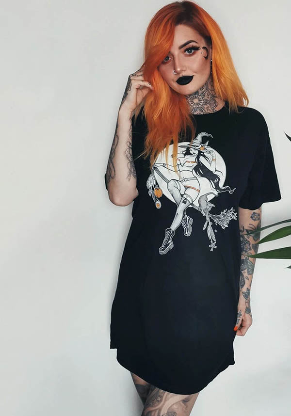 Enchanted Gothic Style Tee Dress for a Captivating Look