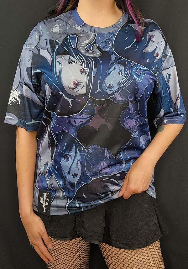 Invasion Club's Stunning Portal Design T-Shirt for Fashion Explorers