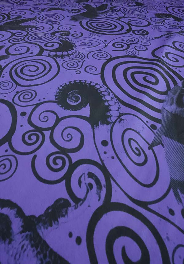 Beetlejuice Themed Purple Sandworm Design Queen Size Bed Sheet Set