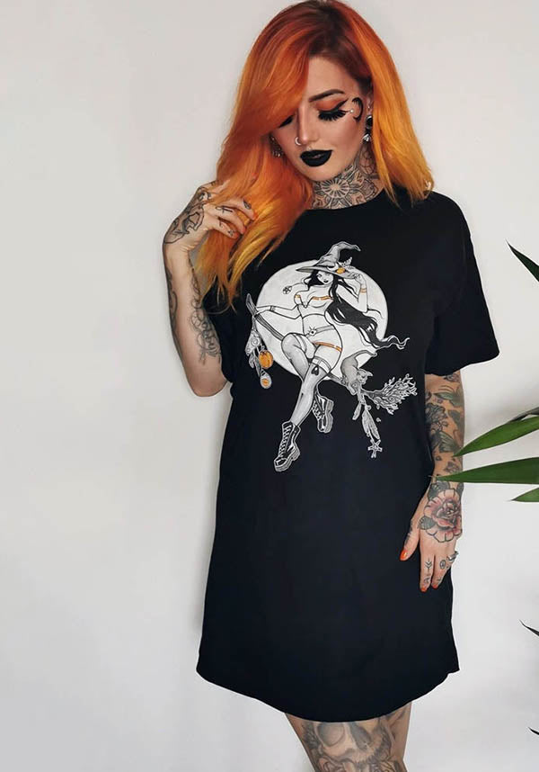Enchanted Gothic Style Tee Dress for a Captivating Look
