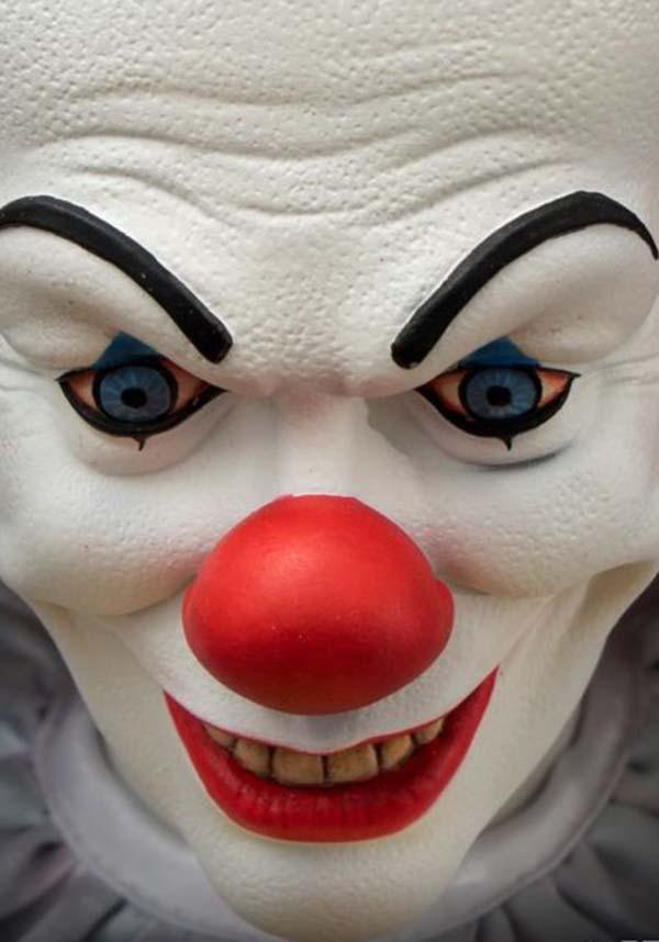 1990 IT Pennywise 18-Inch Rotating Plush Toy - A Creepy Collectible