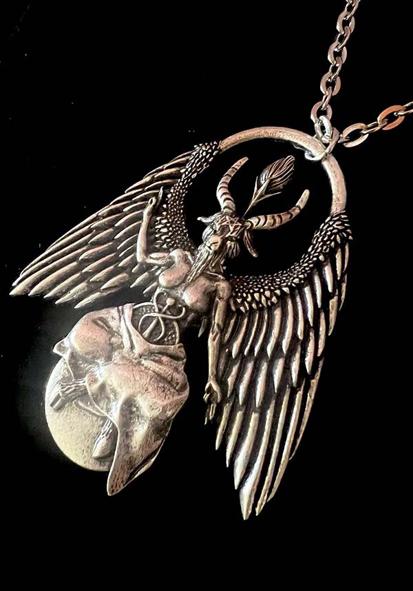 Exquisite Cast Alloy Baphomet Rising Necklace for Dark Elegance