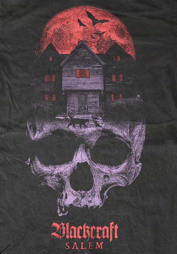 Salem Witch House Design Gothic Style Men's and Women's T-Shirt