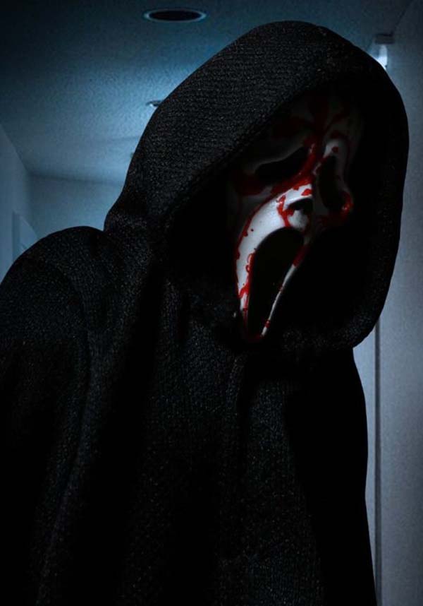 Scream: One:12 Collective Ghostface Action Figure - A Must - Have for Horror Collectors