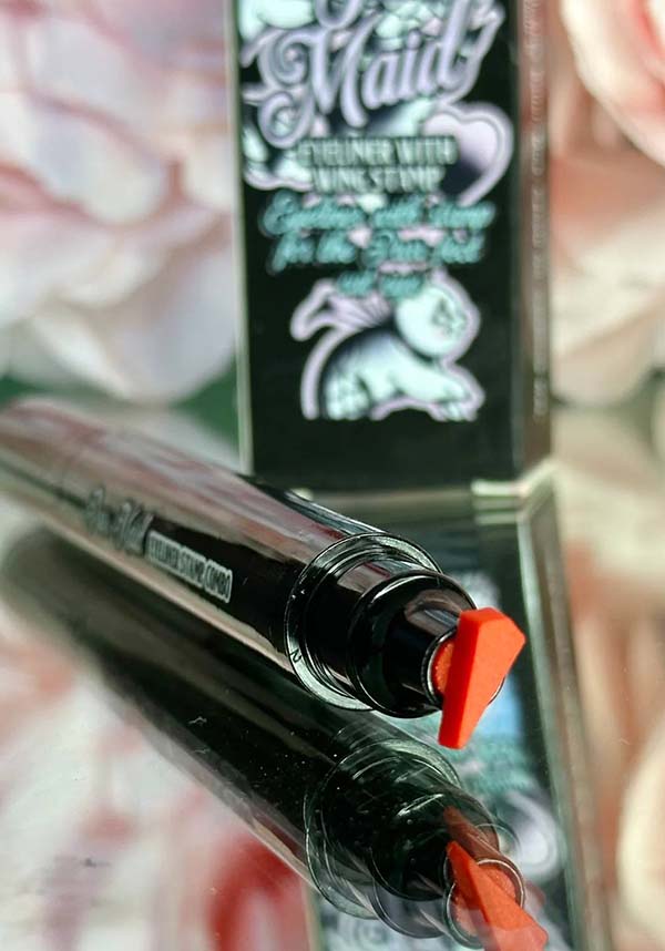 Red Purrmaid Eyeliner Stamp: Ideal for Various Makeup Styles
