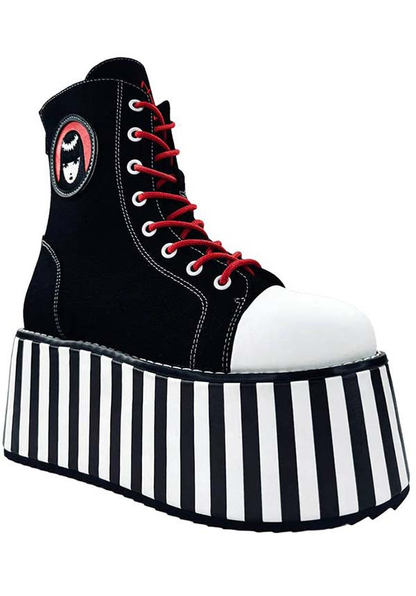 YRU Suspension Emily Gothic Platform Boots - A Bold Fashion Statement