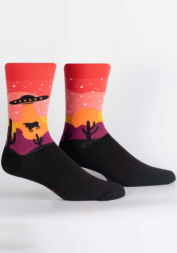 Men's Area 51 Crew Style Socks for Fashionable Feet