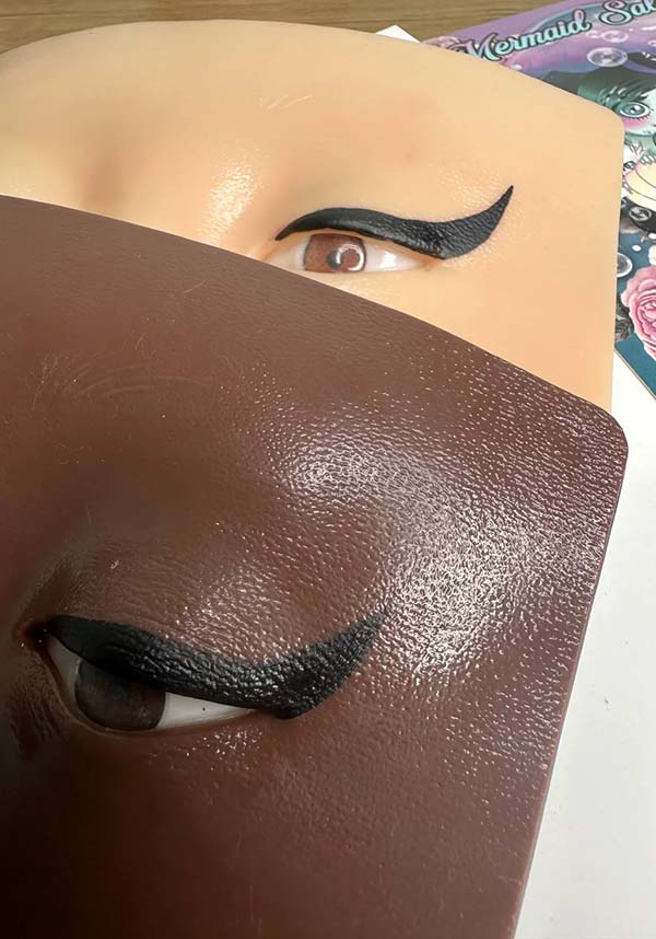 Vegan & Cruelty-Free Crybaby Power Eyeliner/Face Paint Miniature Pot