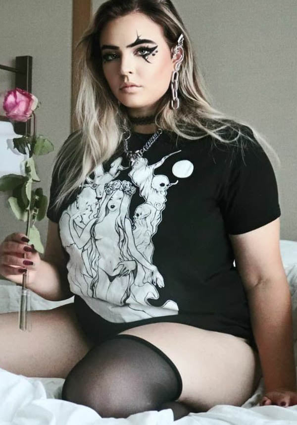 Exclusive Anna Marine Art Unisex Forbidden Love T-Shirt