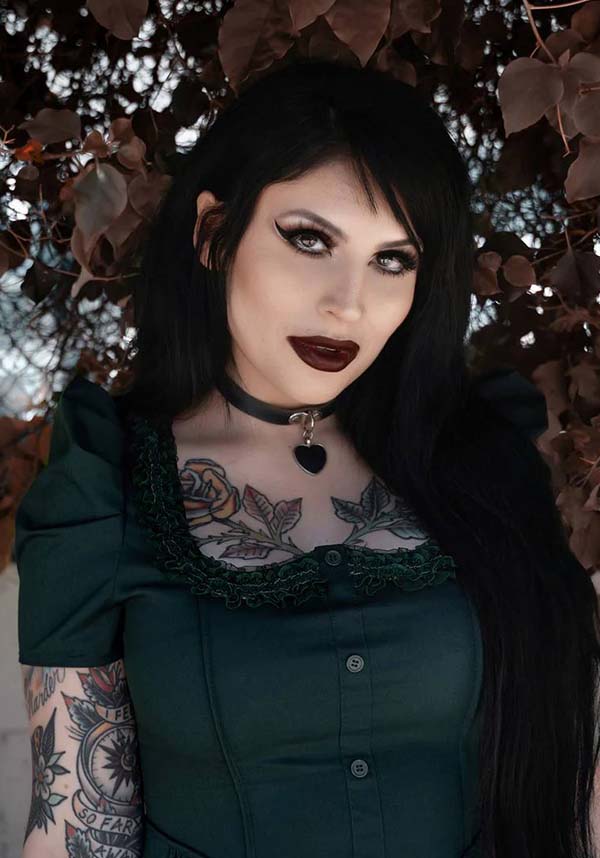 Lively Ghosts Emeraude Gothic Elegance Short Sleeve Dress
