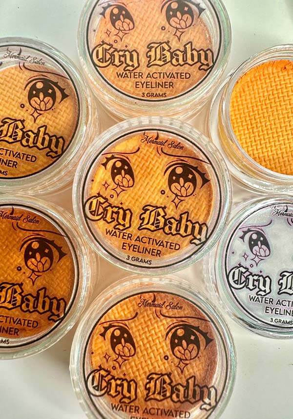 Crybaby Soda Pop Eyeliner - A Unique Pigment Cake Eyeliner Product