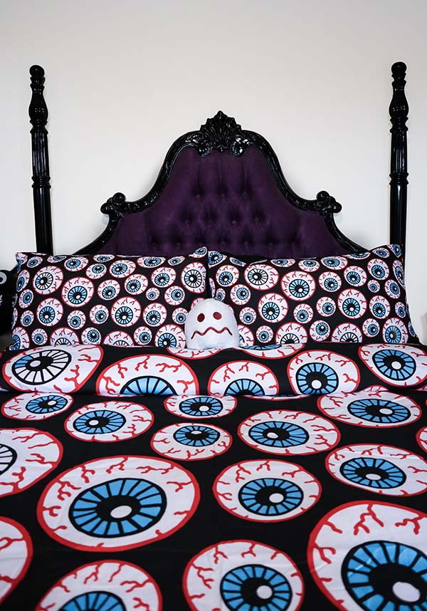 King - Sized Eyeball Quilt Set for Unique Bedroom Decor
