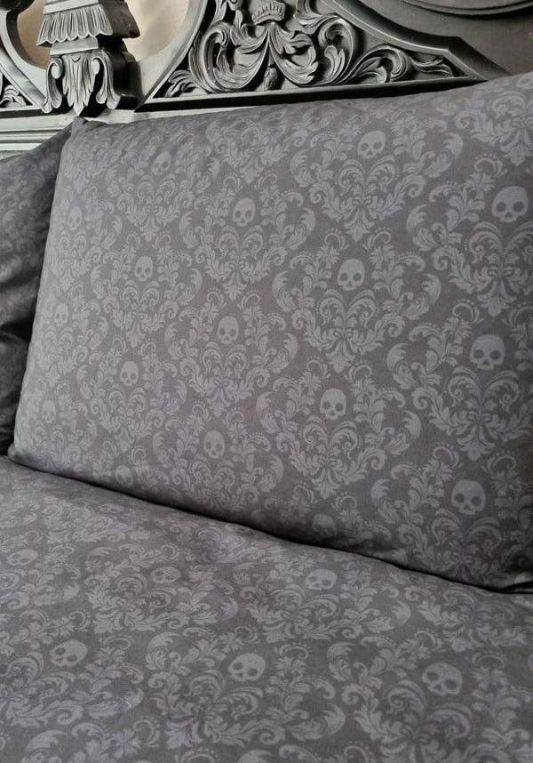 Eternal Underworld Queen Quilt Set: Midnight Magic for Your Bedroom