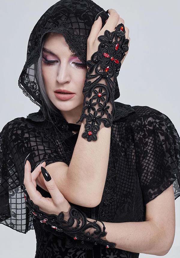 Countess Elegant Lace Gloves for a Striking Look