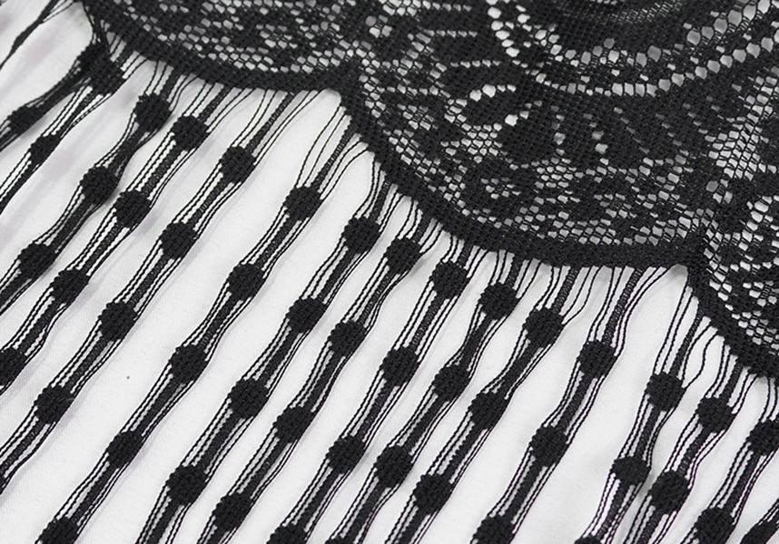 Viola | Exquisite Lace Shawl for Various Occasions