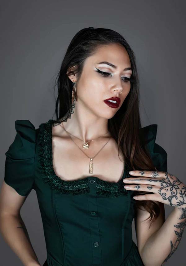 Lively Ghosts Emeraude Gothic Elegance Short Sleeve Dress