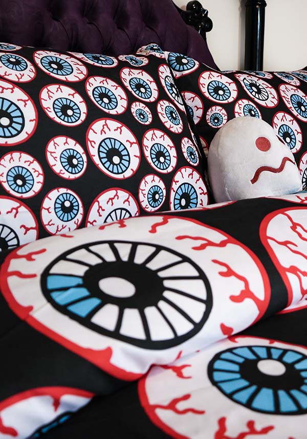 King - Sized Eyeball Quilt Set for Unique Bedroom Decor
