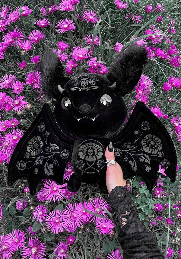 Vampir: Blossom - Limited Edition Plush Toy for Ages 3+