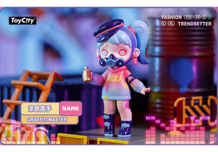 Toycity Laura Fashion Trendsetter Blind Box Collectible Figure